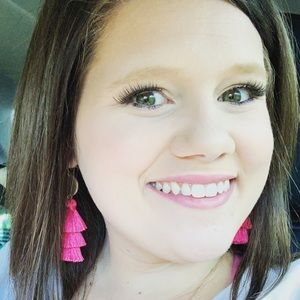 Meet your Posher, Makayla